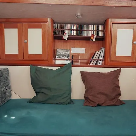 Cozy Marina Sleepaboard - Sail Away * Lisboa