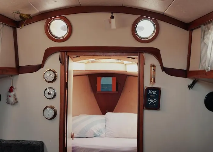 Cozy Marina Sleepaboard - Sail Away بوتيل *